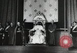 Image Le pape bénit les troupes américaines Cité du Vatican à Rome Italie, 1944, de la seconde 51 séquences d'archives historiques vidéo 65675066219