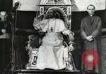 Image Le pape bénit les troupes américaines Cité du Vatican à Rome Italie, 1944, de la seconde 62 séquences d'archives historiques vidéo 65675066219