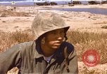 Standbild 27 Marine Regiment Korps Camp Pendleton California USA, 1967, aus Sekunde 62 historischem Filmmaterial Videoclip 65675066245