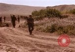 Standbild training Manöver Camp Pendleton California USA, 1967, aus Sekunde 25 historischem Filmmaterial Videoclip 65675066247