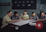 Standbild junk building program Saigon Vietnam, 1965, aus Sekunde 14 historischem Filmmaterial Videoclip 65675066253