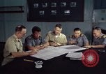 Standbild junk building program Saigon Vietnam, 1965, aus Sekunde 18 historischem Filmmaterial Videoclip 65675066253