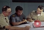 Standbild junk building program Saigon Vietnam, 1965, aus Sekunde 44 historischem Filmmaterial Videoclip 65675066253