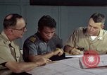 Standbild junk building program Saigon Vietnam, 1965, aus Sekunde 58 historischem Filmmaterial Videoclip 65675066253