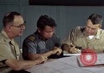 Standbild junk building program Saigon Vietnam, 1965, aus Sekunde 60 historischem Filmmaterial Videoclip 65675066253