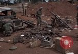 Standbild Viet Cong Angriff Phouc lange Vietnam, 1965, aus Sekunde 4 historischem Filmmaterial Videoclip 65675066254