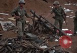 Standbild Viet Cong Angriff Phouc lange Vietnam, 1965, aus Sekunde 24 historischem Filmmaterial Videoclip 65675066254
