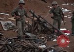 Standbild Viet Cong Angriff Phouc lange Vietnam, 1965, aus Sekunde 25 historischem Filmmaterial Videoclip 65675066254