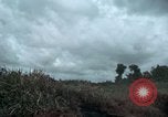 Standbild Viet Cong Angriff Phouc lange Vietnam, 1965, aus Sekunde 31 historischem Filmmaterial Videoclip 65675066254