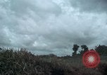 Standbild Viet Cong Angriff Phouc lange Vietnam, 1965, aus Sekunde 35 historischem Filmmaterial Videoclip 65675066254