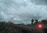 Standbild Viet Cong Angriff Phouc lange Vietnam, 1965, aus Sekunde 36 historischem Filmmaterial Videoclip 65675066254