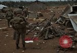 Standbild Viet Cong Angriff Phouc lange Vietnam, 1965, aus Sekunde 58 historischem Filmmaterial Videoclip 65675066254