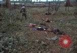 Standbild Viet Cong Angriff Phouc lange Vietnam, 1965, aus Sekunde 54 historischem Filmmaterial Videoclip 65675066255