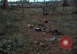 Standbild Viet Cong Angriff Phouc lange Vietnam, 1965, aus Sekunde 61 historischem Filmmaterial Videoclip 65675066255