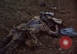 Standbild Viet Cong Angriff Phouc lange Vietnam, 1965, aus Sekunde 62 historischem Filmmaterial Videoclip 65675066255
