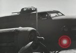 Standbild Douglas MacArthur Buna New Guinea, 1943, aus Sekunde 6 historischem Filmmaterial Videoclip 65675066256