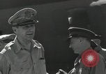 Standbild Douglas MacArthur Buna New Guinea, 1943, aus Sekunde 17 historischem Filmmaterial Videoclip 65675066256