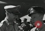 Standbild Douglas MacArthur Buna New Guinea, 1943, aus Sekunde 21 historischem Filmmaterial Videoclip 65675066256