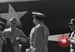 Standbild Douglas MacArthur Buna New Guinea, 1943, aus Sekunde 23 historischem Filmmaterial Videoclip 65675066256