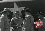Standbild Douglas MacArthur Buna New Guinea, 1943, aus Sekunde 25 historischem Filmmaterial Videoclip 65675066256