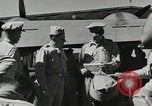 Standbild Douglas MacArthur Buna New Guinea, 1943, aus Sekunde 32 historischem Filmmaterial Videoclip 65675066256