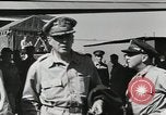 Standbild Douglas MacArthur Buna New Guinea, 1943, aus Sekunde 45 historischem Filmmaterial Videoclip 65675066256