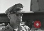 Standbild Douglas MacArthur Buna New Guinea, 1943, aus Sekunde 56 historischem Filmmaterial Videoclip 65675066256