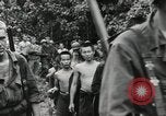 Image prisonniers japonais Buna Nouvelle Guinée, 1943, de la seconde 54 séquences d'archives historiques vidéo 65675066257