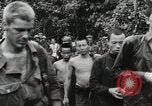 Image prisonniers japonais Buna Nouvelle Guinée, 1943, de la seconde 55 séquences d'archives historiques vidéo 65675066257
