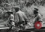 Standbild US General Robert Eichelberger Buna New Guinea, 1943, aus Sekunde 4 historischem Filmmaterial Videoclip 65675066259