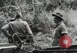 Standbild US General Robert Eichelberger Buna New Guinea, 1943, aus Sekunde 6 historischem Filmmaterial Videoclip 65675066259