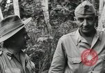 Standbild US General Robert Eichelberger Buna New Guinea, 1943, aus Sekunde 19 historischem Filmmaterial Videoclip 65675066259