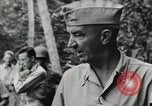 Standbild US General Robert Eichelberger Buna New Guinea, 1943, aus Sekunde 38 historischem Filmmaterial Videoclip 65675066259