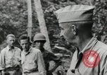 Standbild US General Robert Eichelberger Buna New Guinea, 1943, aus Sekunde 40 historischem Filmmaterial Videoclip 65675066259