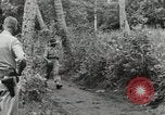 Standbild US General Robert Eichelberger Buna New Guinea, 1943, aus Sekunde 43 historischem Filmmaterial Videoclip 65675066259