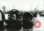 Image les enfants pauvres Chine, 1932, de la seconde 13 séquences d'archives historiques vidéo 65675066264
