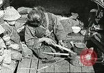 Image les enfants pauvres Chine, 1932, de la seconde 43 séquences d'archives historiques vidéo 65675066264