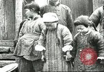 Image les enfants pauvres Chine, 1932, de la seconde 36 séquences d'archives historiques vidéo 65675066265