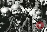 Image les enfants pauvres Chine, 1932, de la seconde 31 séquences d'archives historiques vidéo 65675066266