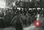 Image les enfants pauvres Chine, 1932, de la seconde 43 séquences d'archives historiques vidéo 65675066266