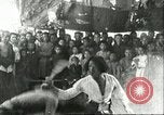 Image les enfants pauvres Chine, 1932, de la seconde 47 séquences d'archives historiques vidéo 65675066266