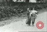 Image les enfants pauvres Chine, 1932, de la seconde 6 séquences d'archives historiques vidéo 65675066267