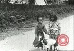 Image les enfants pauvres Chine, 1932, de la seconde 12 séquences d'archives historiques vidéo 65675066267