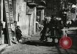 Image les enfants pauvres Chine, 1932, de la seconde 33 séquences d'archives historiques vidéo 65675066267