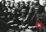 Image les enfants pauvres Chine, 1932, de la seconde 16 séquences d'archives historiques vidéo 65675066268