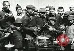 Image les enfants pauvres Chine, 1932, de la seconde 29 séquences d'archives historiques vidéo 65675066268