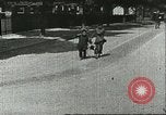 Image les enfants pauvres Chine, 1932, de la seconde 6 séquences d'archives historiques vidéo 65675066270