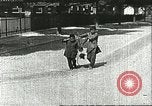 Image les enfants pauvres Chine, 1932, de la seconde 9 séquences d'archives historiques vidéo 65675066270