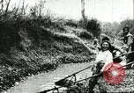 Image les enfants pauvres Chine, 1932, de la seconde 12 séquences d'archives historiques vidéo 65675066271