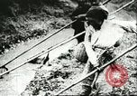 Image les enfants pauvres Chine, 1932, de la seconde 17 séquences d'archives historiques vidéo 65675066271